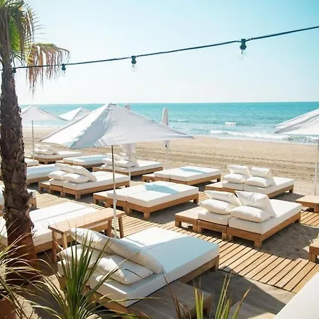 아파트 Chez Chantal - Avec Piscine Proche Des Plages